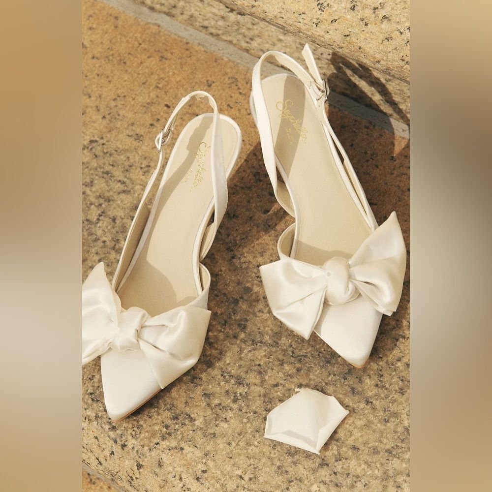 BHLDN Seychelles Neve Satin BowโHeels Ivory US 7 Bridal Wedding Shoes NWOB